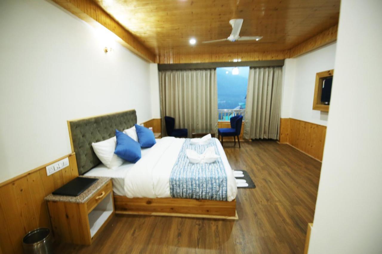 Blossom Hill Retreat Hotel Manāli Buitenkant foto